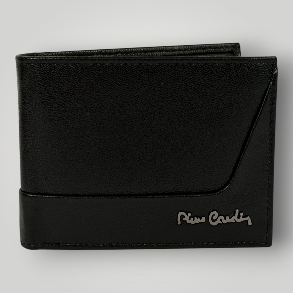 Мъжки кожен портфейл "Pierre Cardin"